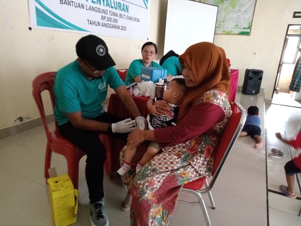 Pelayanan Imunisasi di Posyandu Mandiri Desa Moyag Tampoan