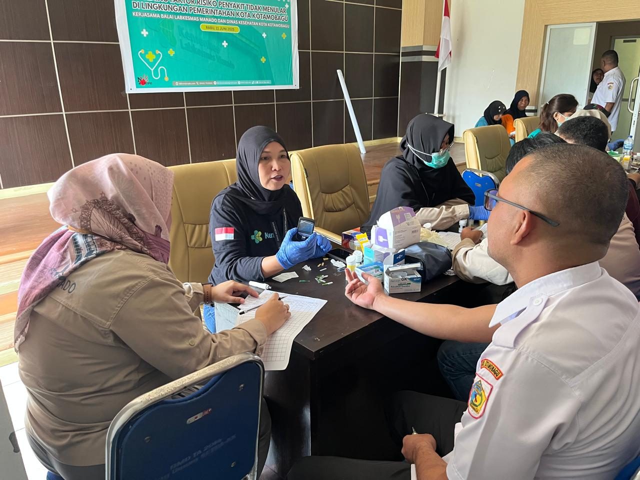 Skrining Faktor Risiko Penyakit Tidak Menular di Lingkungan Pemerintah Kota Kotamobagu.