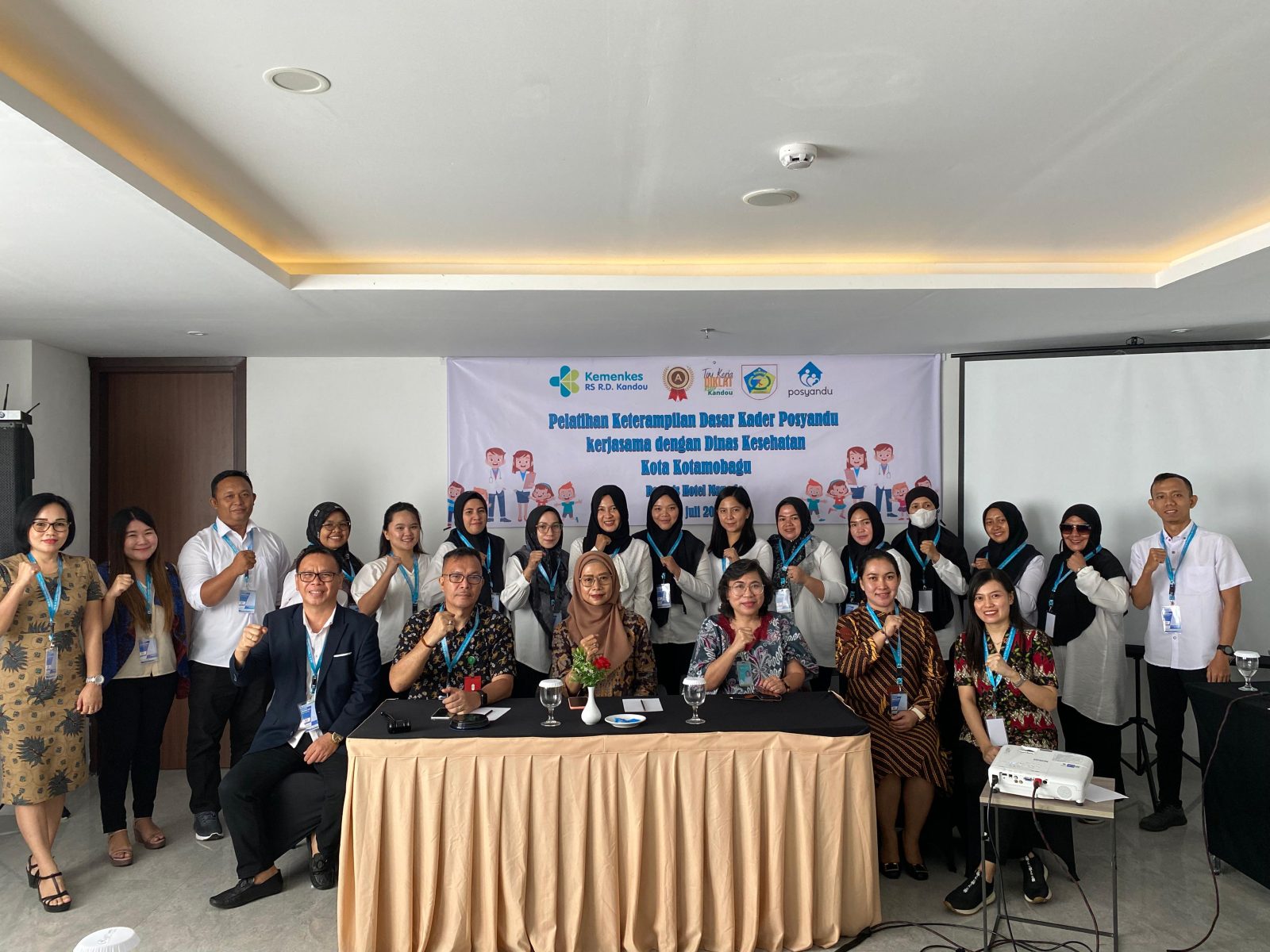 Pelatihan Keterampilan Dasar Kader Posyandu