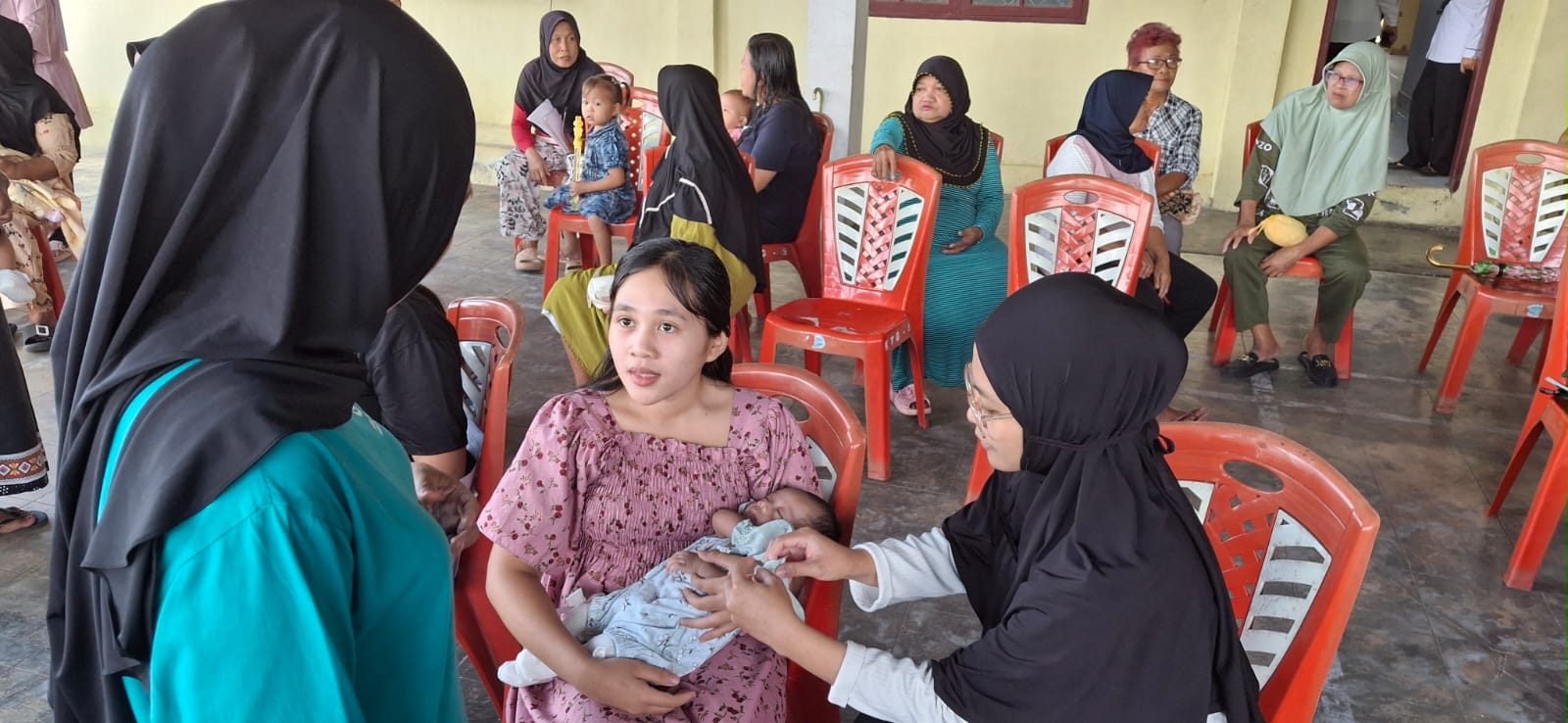 Supervisi KIA (Kesehatan Ibu dan Anak) dan Gizi, Konseling menyusui serta MP-ASI dini di Posyandu