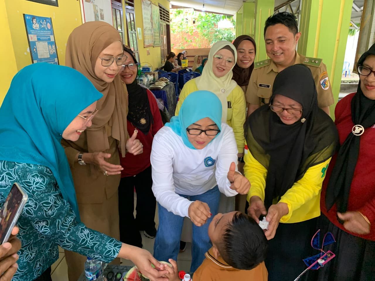 Pemberian Vitamin A di Posyandu Flamboyan Kelurahan Pobundayan
