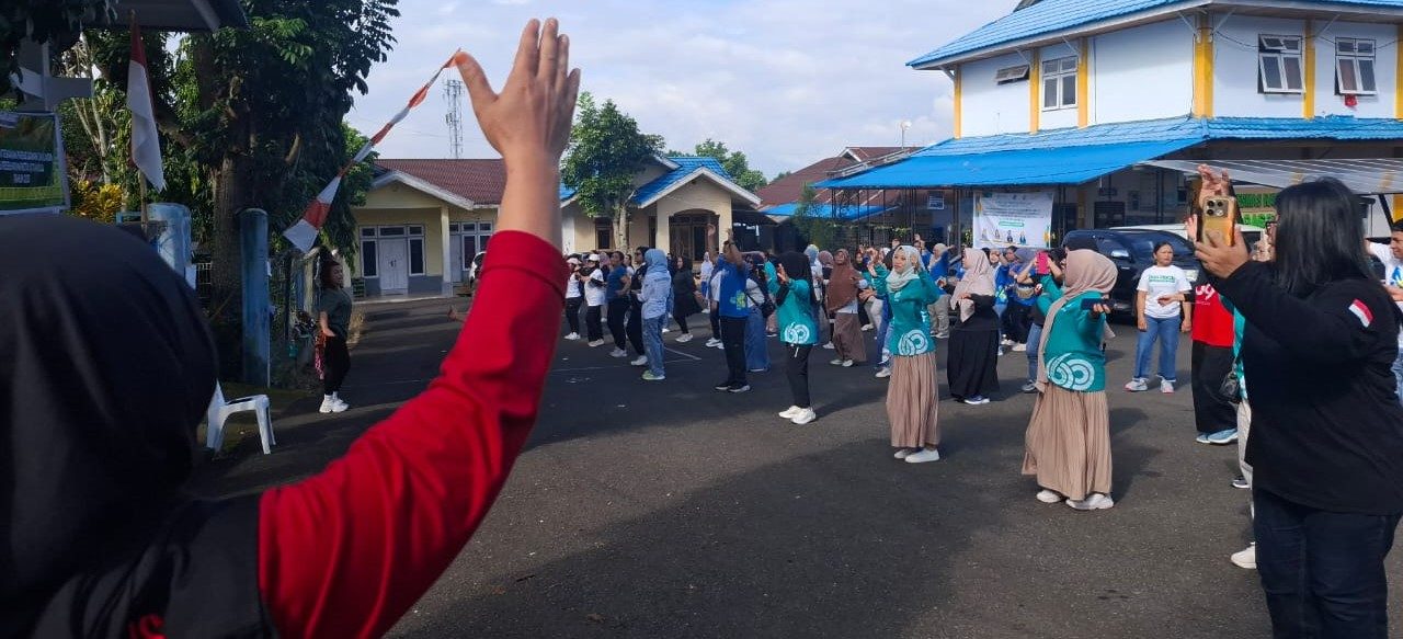 Gerakan Kebugaran Jasmani untuk ASN Dinas Kesehatan Kota Kotamobagu