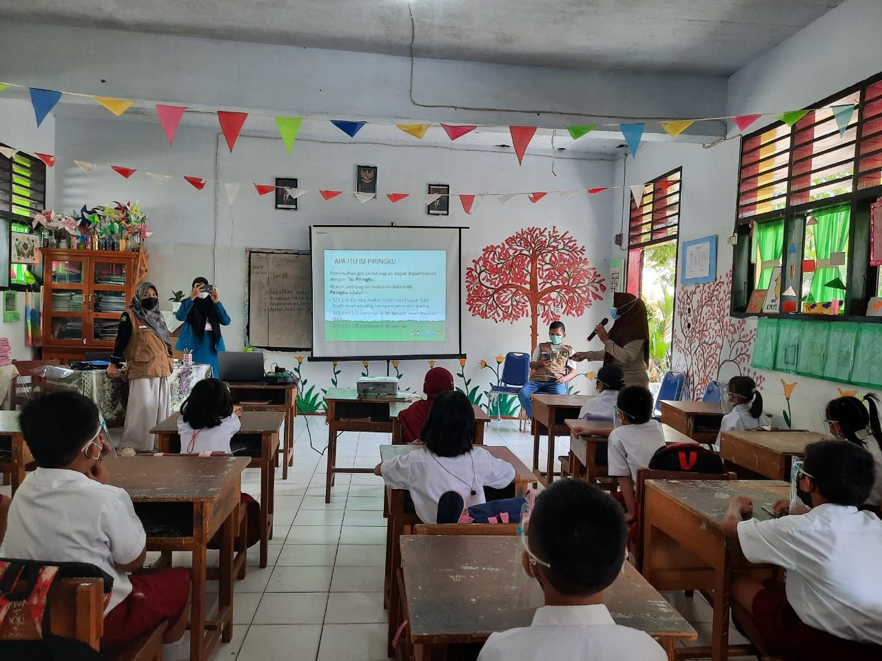 Edukasi Gizi Seimbang (Isi Piringku) di Kota Kotamobagu